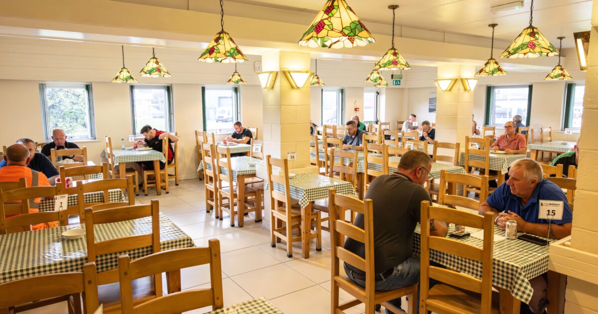 AWJ Penrith Truckstop Restaurant | Truckstop Cafe Penrith